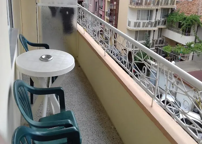 мишел 4* Neszebar